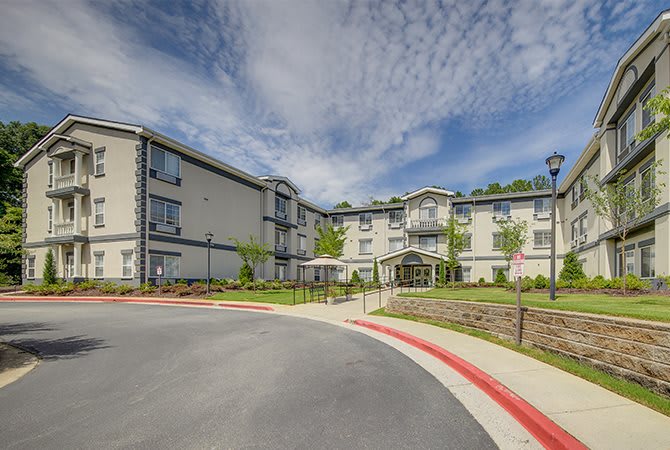 The Retreat at Sandy Springs community exterior