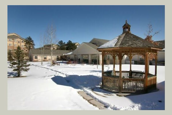 Lark Springs outdoor common area