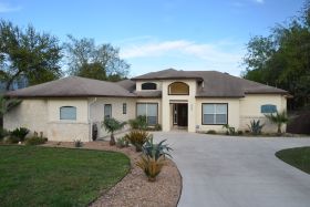 Golden Oaks Assisted Living LLC 