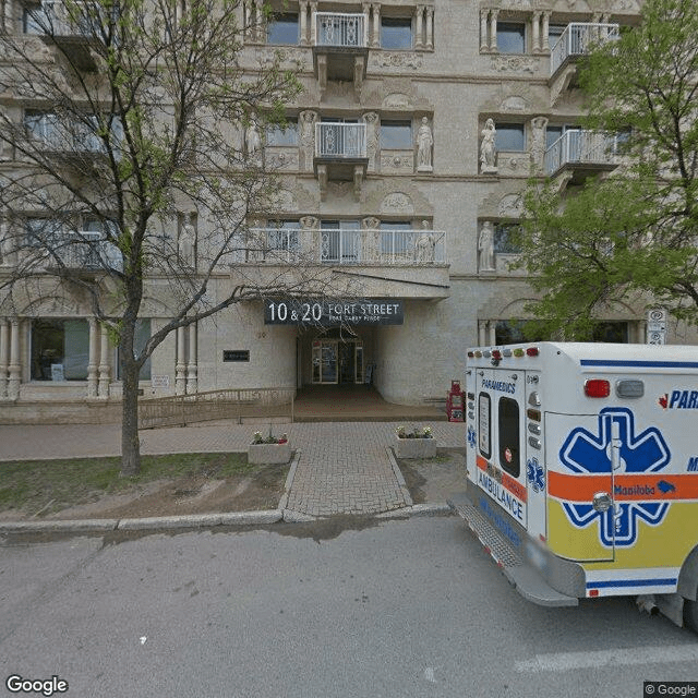 street view of Fort Garry Place (PMco)