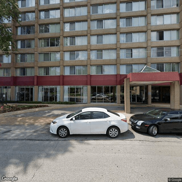 street view of Parkview Towers Apartments