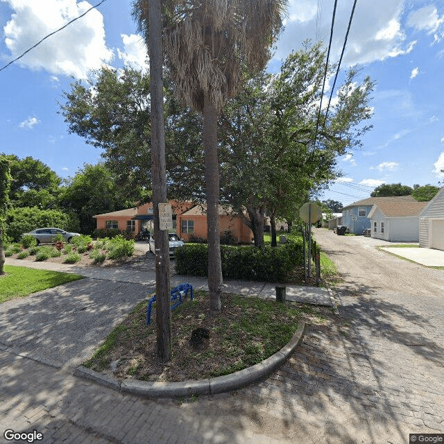 street view of Woodlawn Oaks Assisted Living