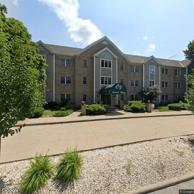 Central Village Suites 