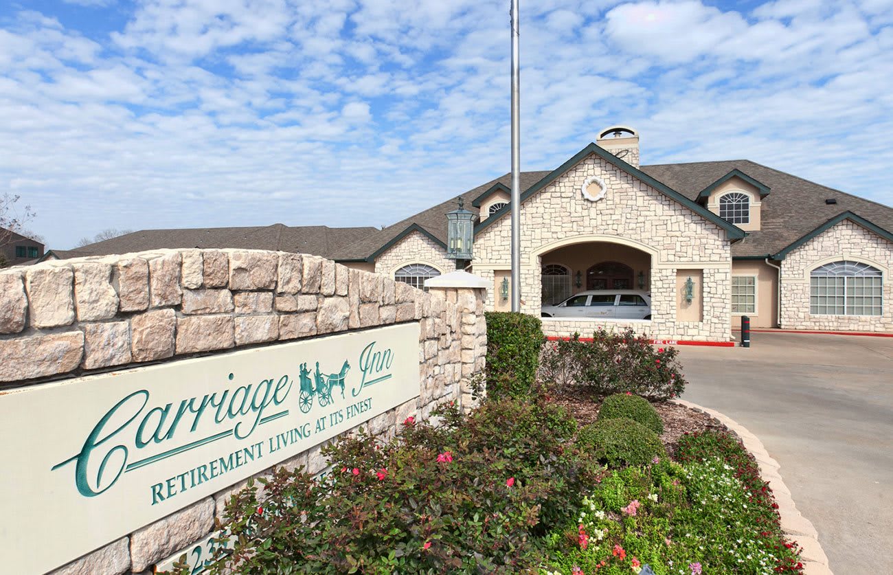Carriage Inn Bryan community exterior