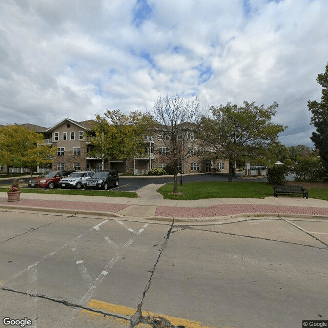 street view of Marquette Manor