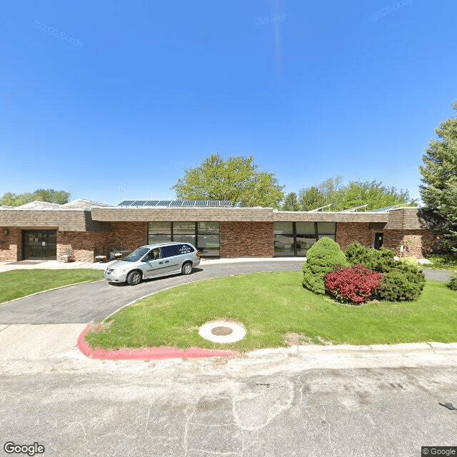 street view of Crestwood Rehabilitation and Nursing