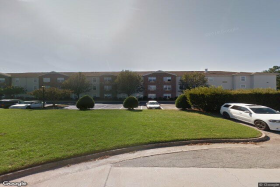 Holland House Apartments 