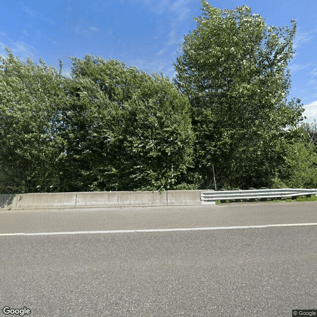 Photo of Lakeside Gardens on Wiser Lake