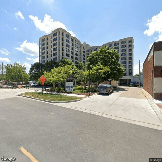 street view of Discovery Village Des Plaines