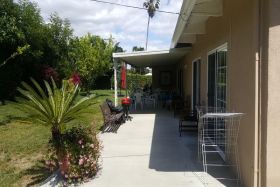 Woodland Hills Retirement Home 