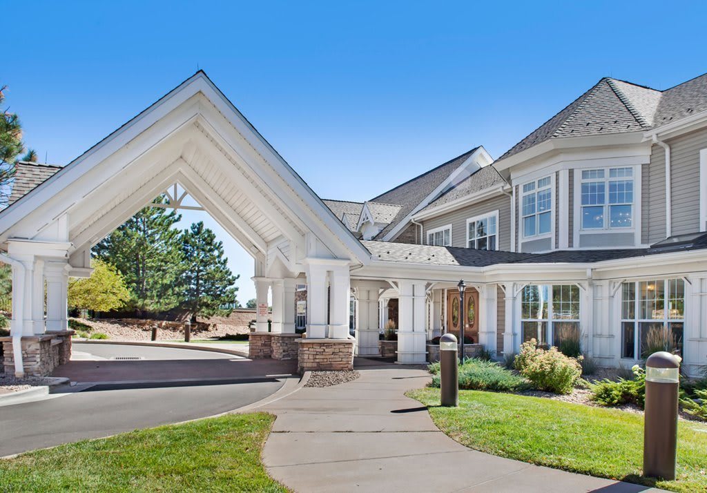 Hemsley House at University Park community exterior