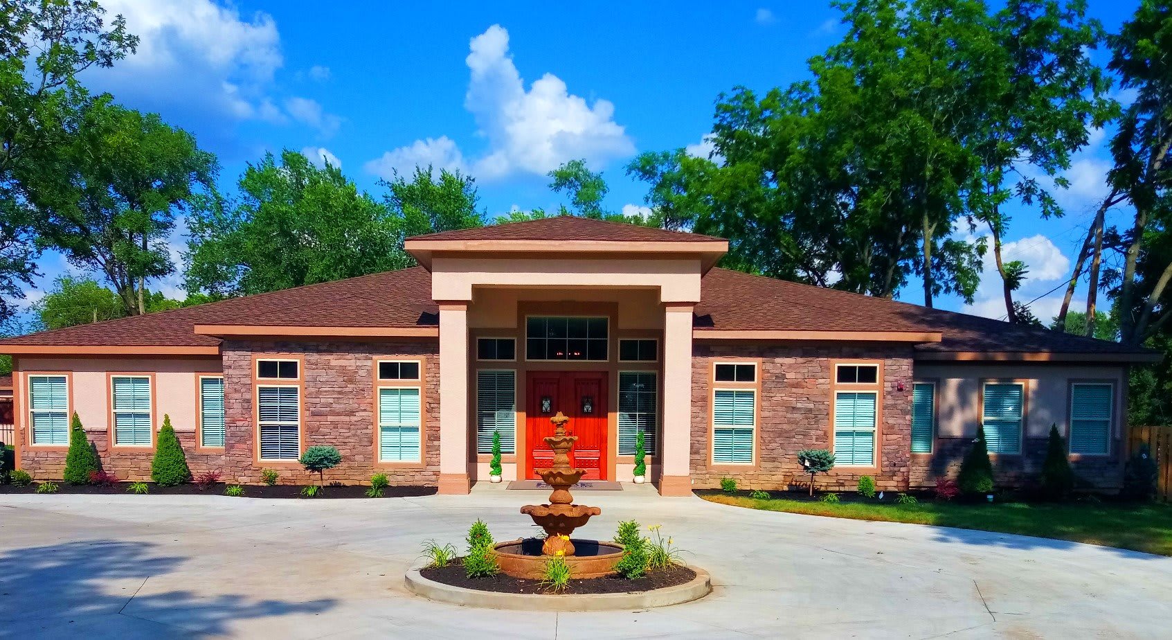 Dan House