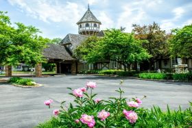 The Grand Regency of Peoria community exterior