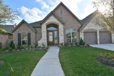 Photo of Larry's Lake House 1