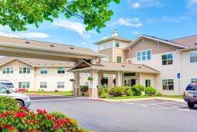 Hawks Ridge Assisted Living community exterior