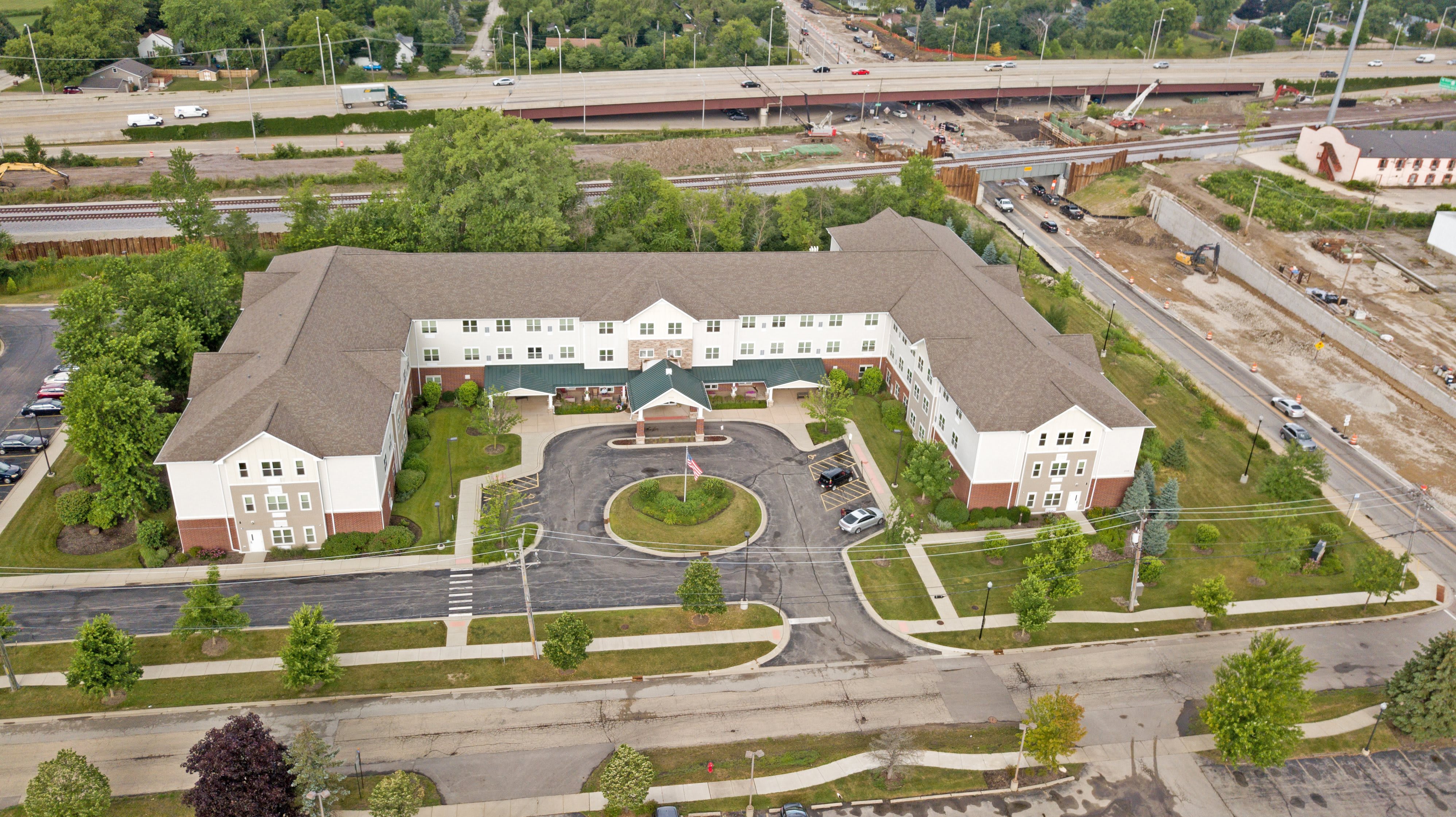 Heritage Woods of Gurnee Aerial View of Community