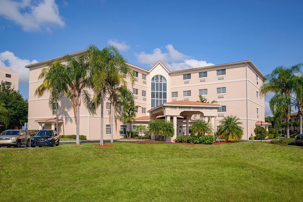 Garden Plaza at Inverrary community exterior