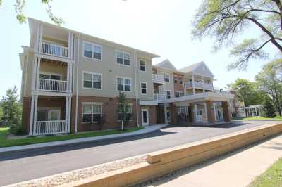 Photo of Burr Oaks Apartments