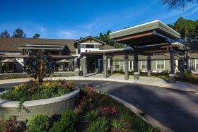 Avanti Senior Living at Covington community exterior