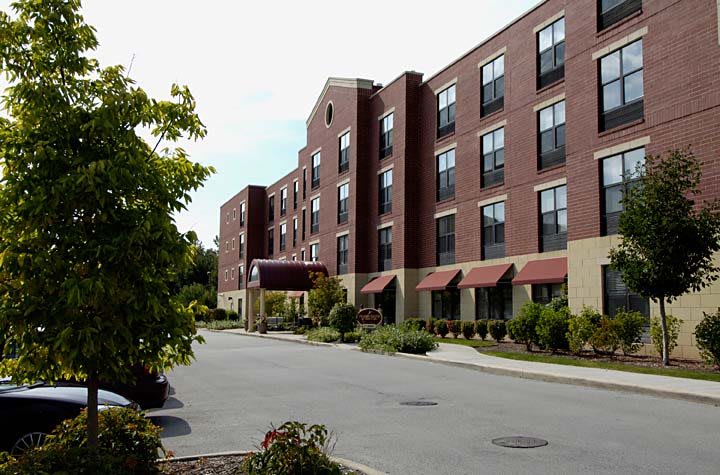 Green Oaks of River Oaks community exterior