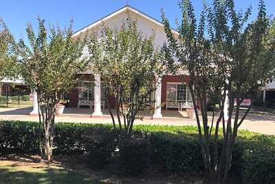 Photo of Carriage House Assisted Living of Denton