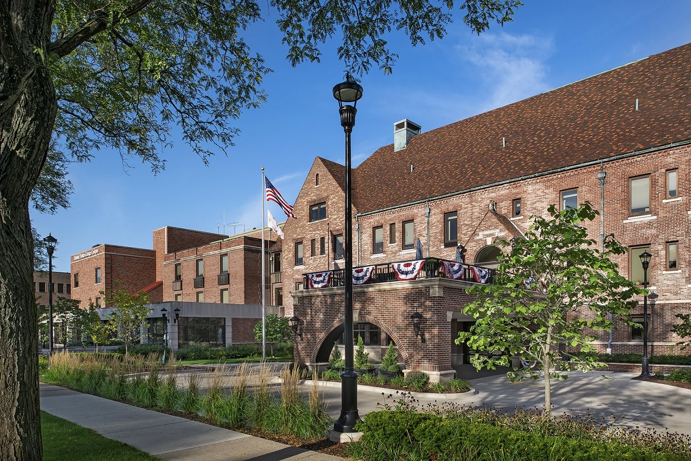 American House Grosse Pointe Cottage Community Exterior