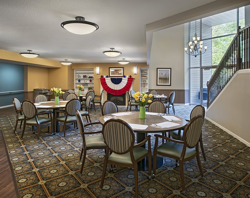 Baldwin House Senior Living Lloyd's Bayou dining room