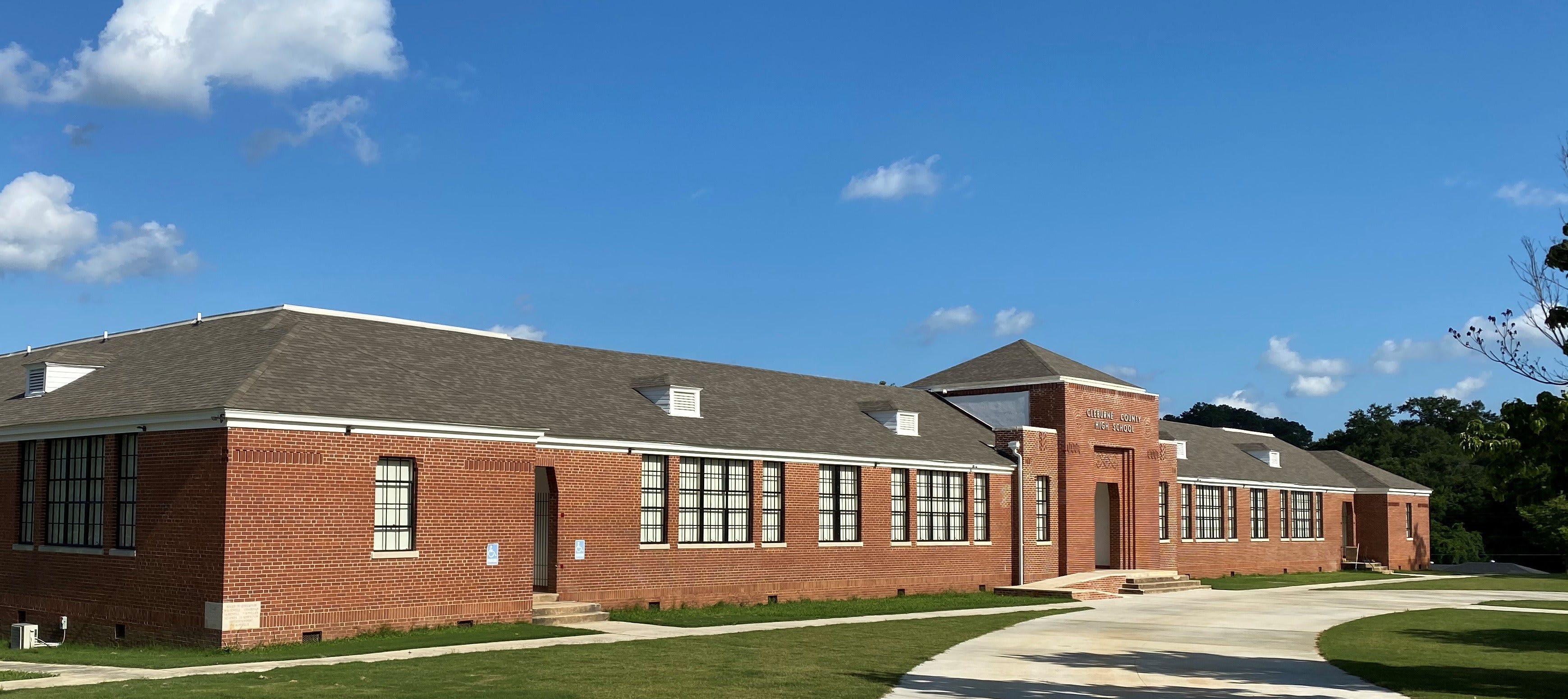 Carillon Oaks Heflin community exterior