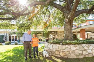 Photo of Royal Oaks