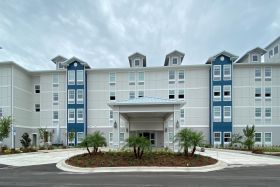 Lakeshore Manor at Lake Jackson Assisted Living community exterior