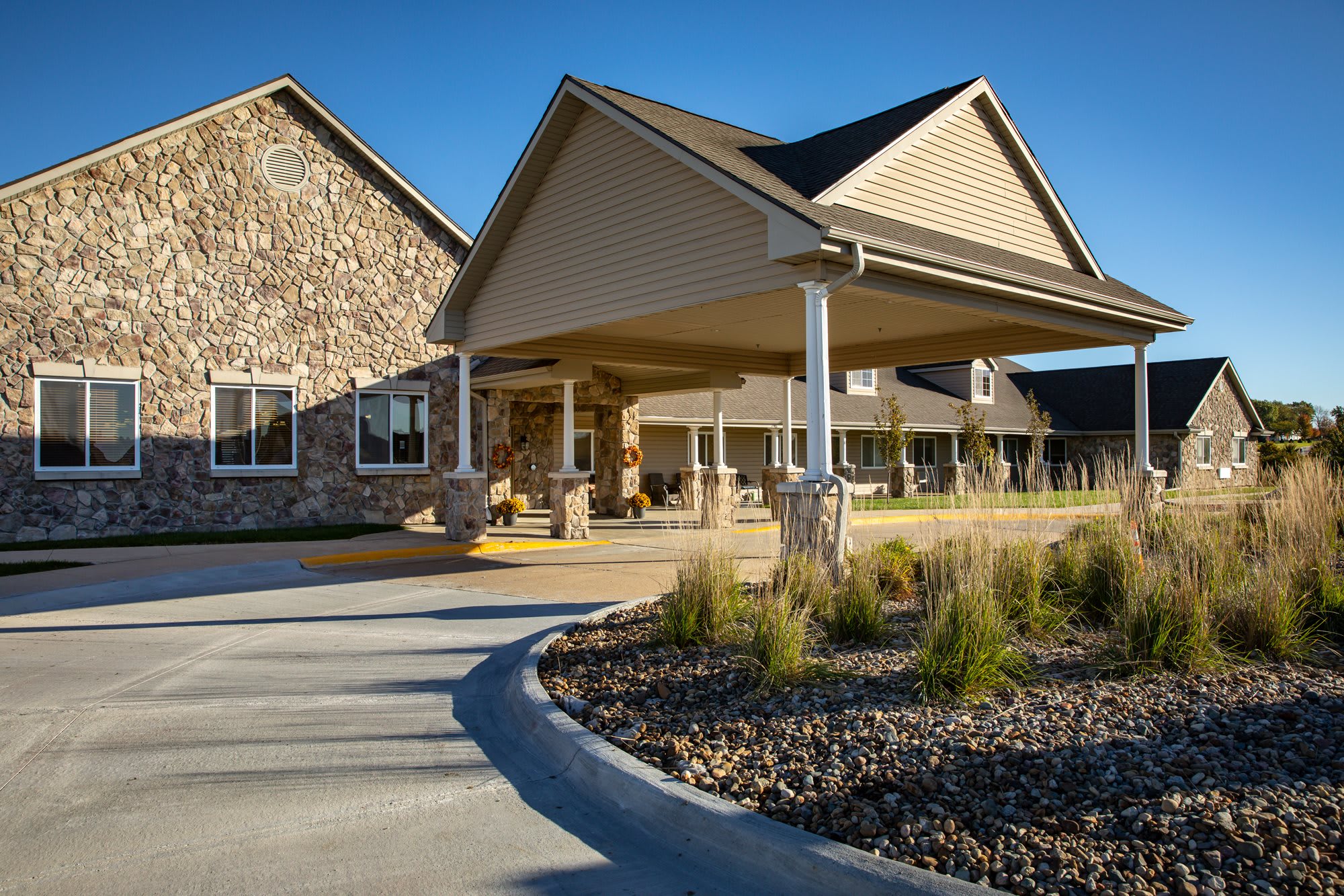 Homestead of Creston outdoor common area