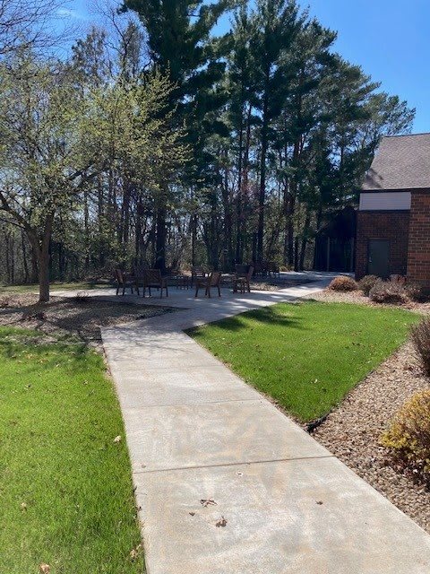 Benedict Village outdoor common area