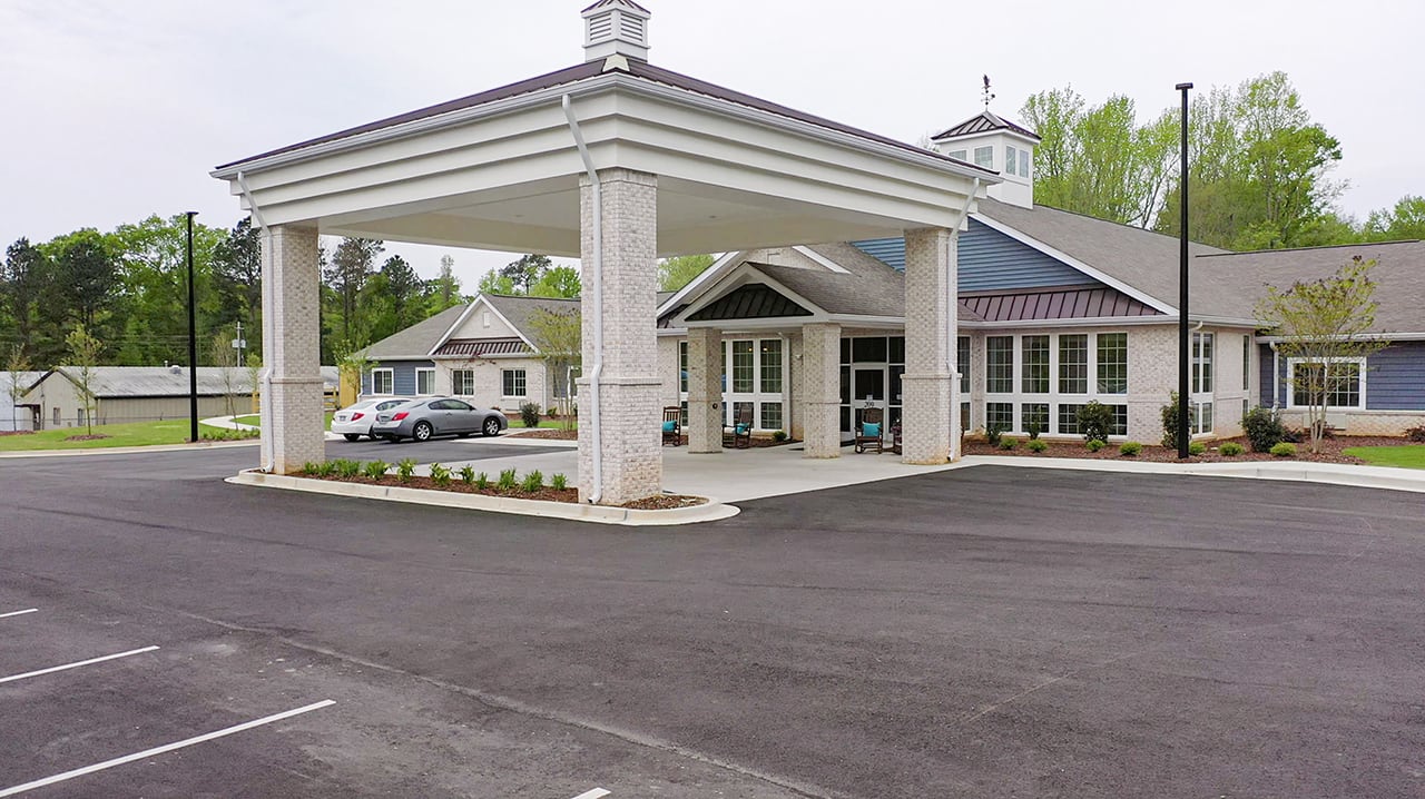 The Colonial at Old Camden community exterior